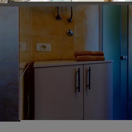 Stunning Apartment In Liznjan With Kitchen Apartment Liznjan