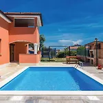 Διαμέρισμα Cozy In Ližnjan