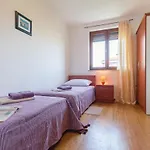 Cozy In * Ližnjan