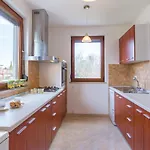 Διαμέρισμα Cozy In *